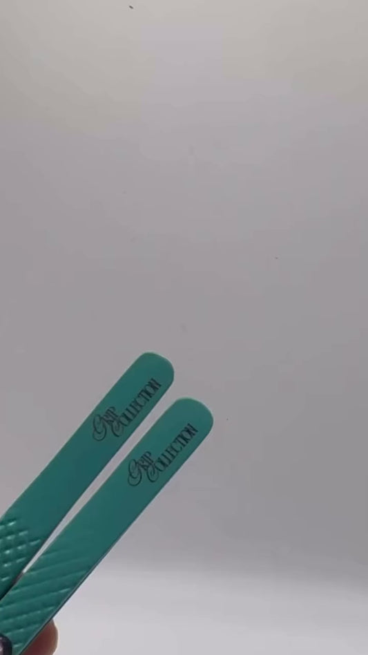 Grip Collection 90 Degree Tweezer